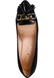 Tod's Zapatos bajos para mujer en gamuza negra con cadena dorada borlas y flegia